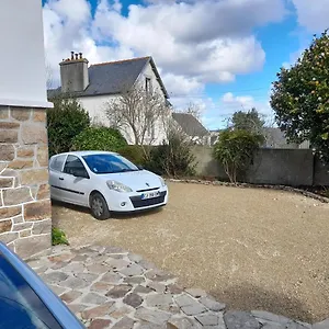 Maison Spacieuse Entre La Et La Côte Saint-Martin-des-Champs (Finistere)